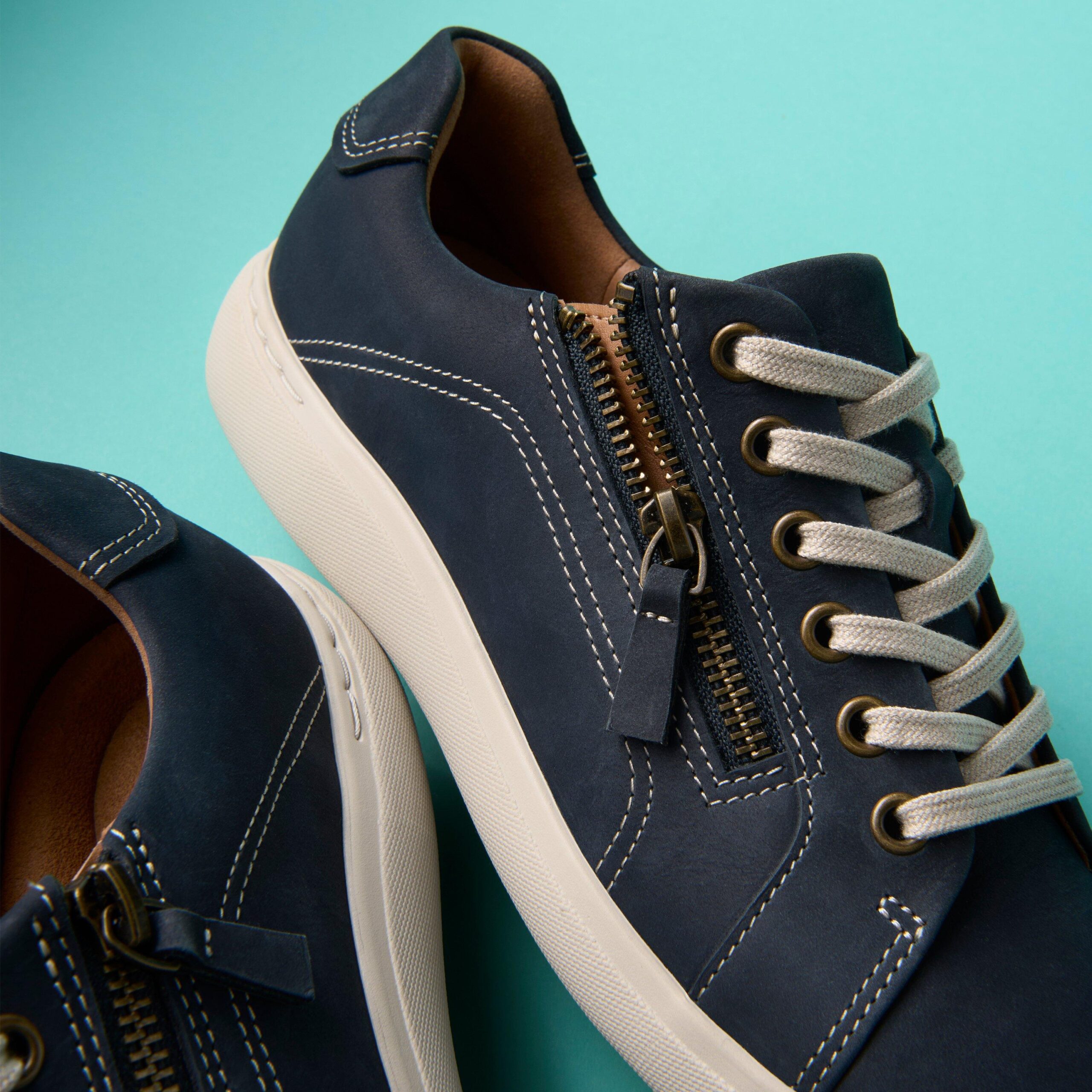 Nalle Lace Navy Nubuck - Image 3