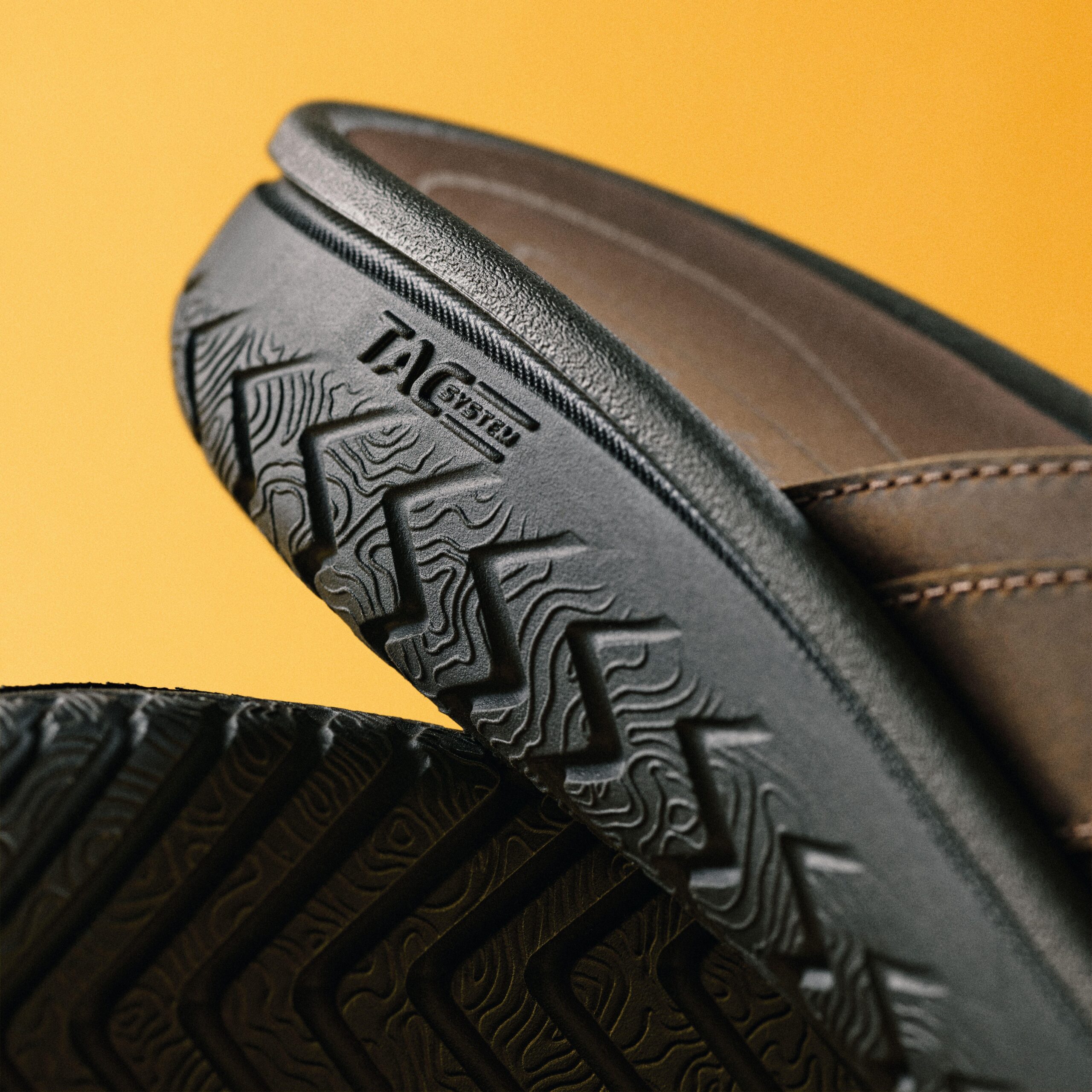 Wesley Sun Beeswax Leather - Image 4