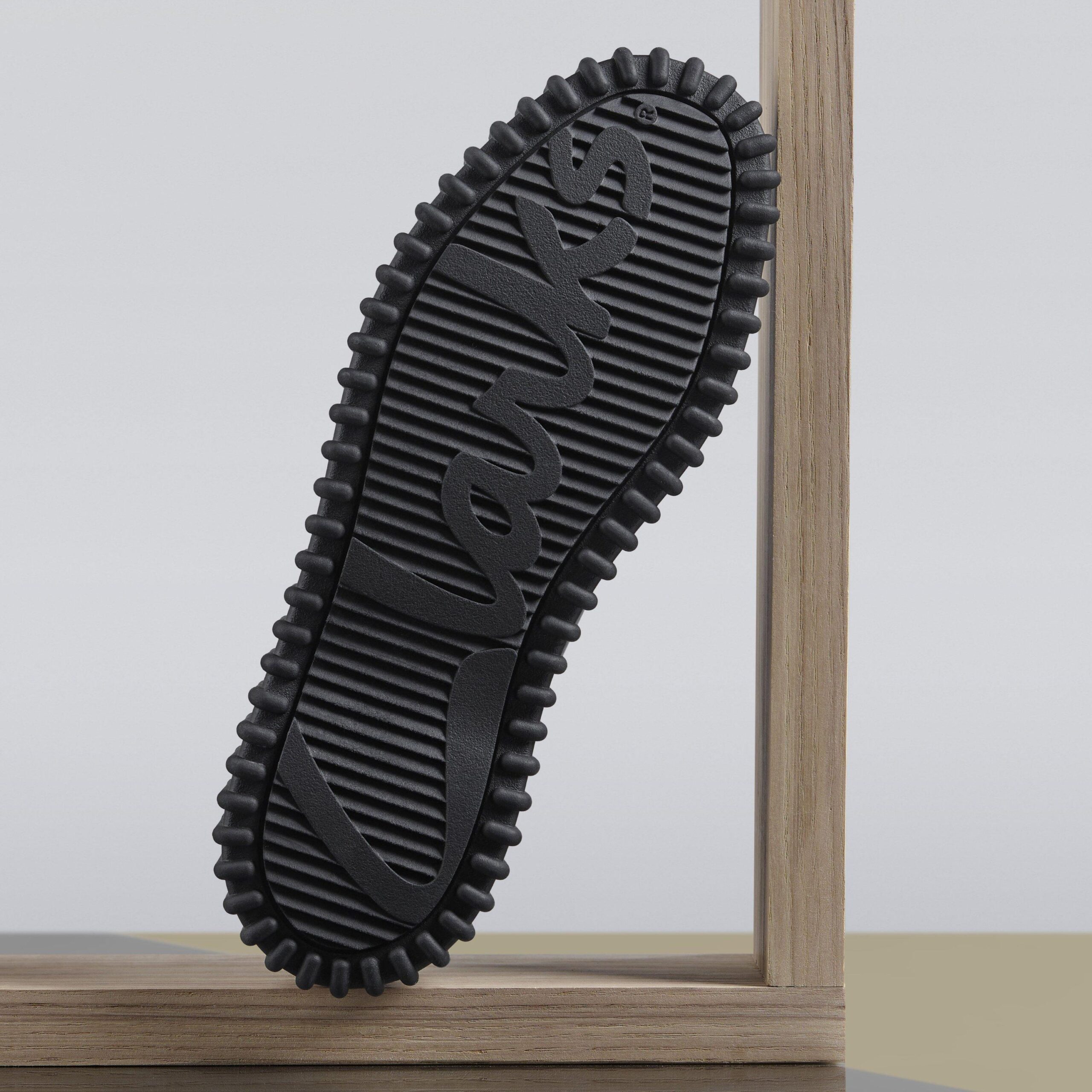 Torhill Bee Black Patent - Image 3