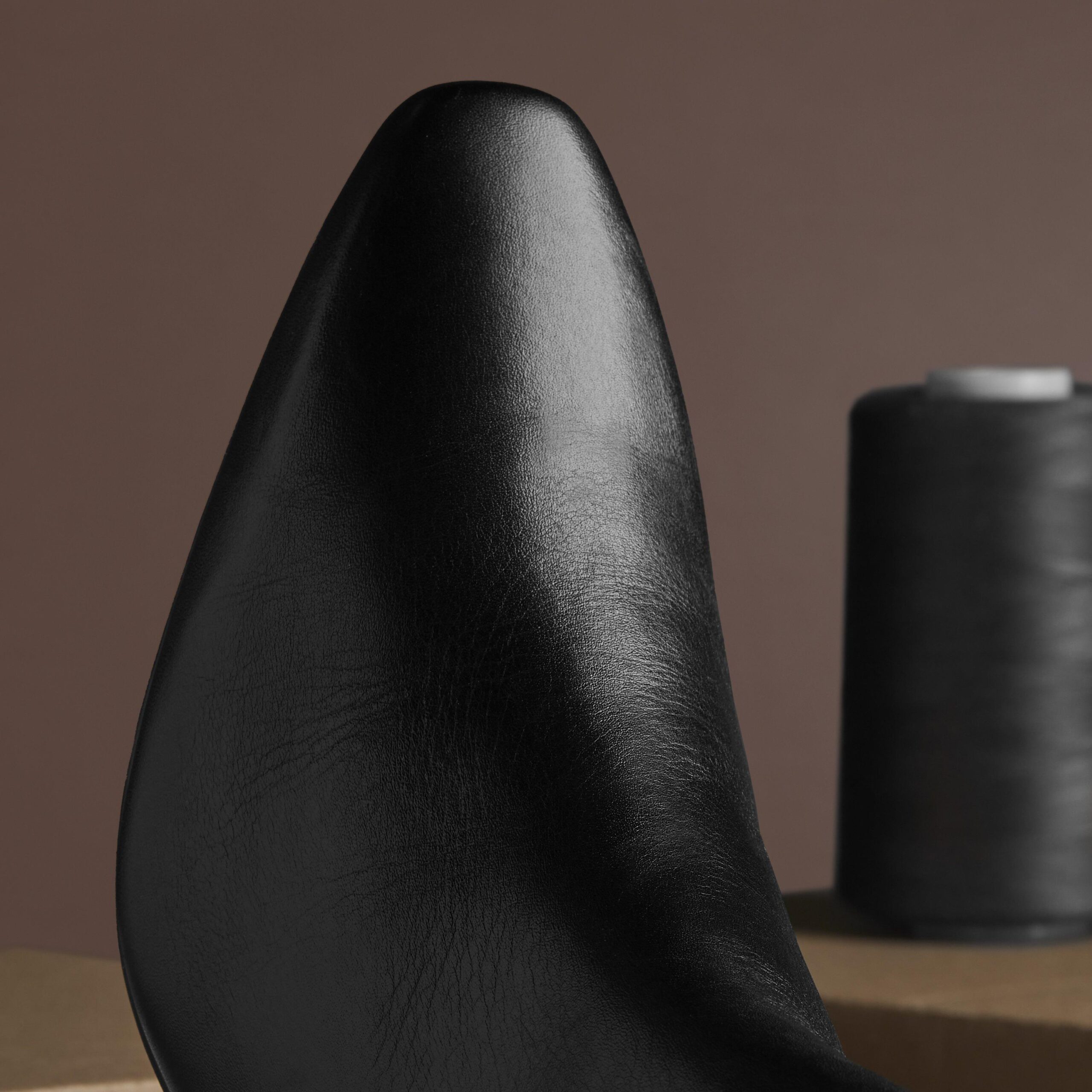 Edina Up Black Leather - Image 3