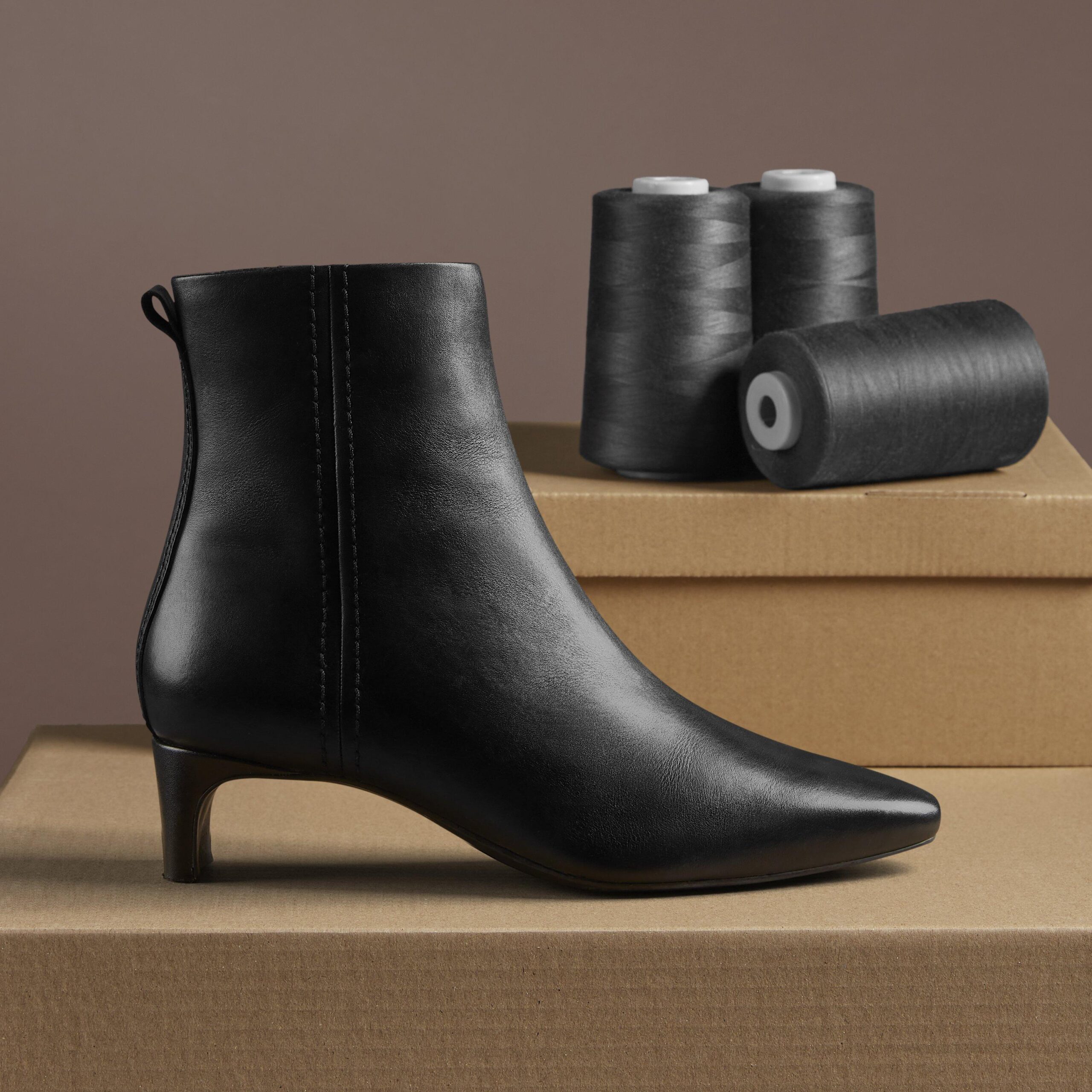 Edina Up Black Leather - Image 4