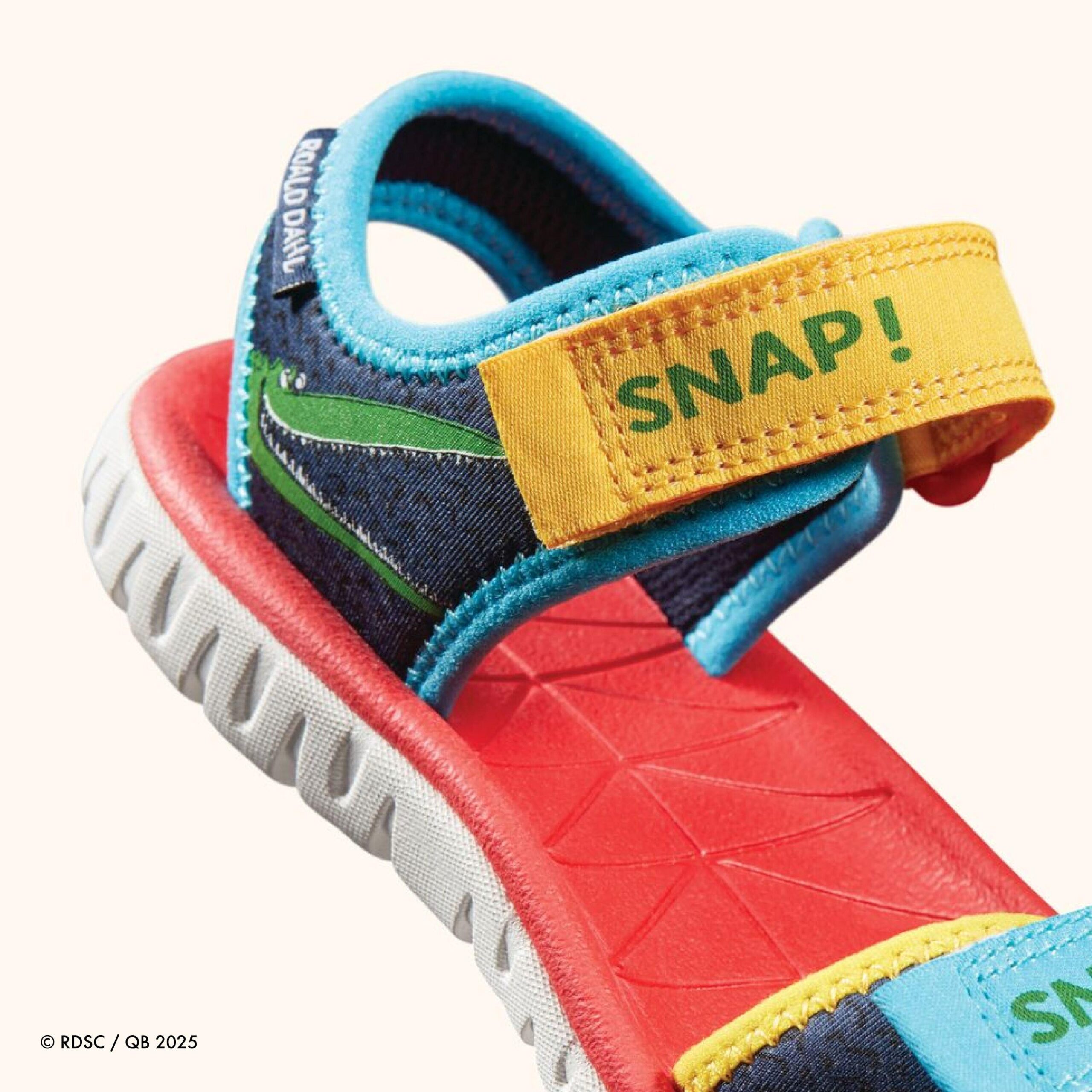 Surfing Ace Navy Print - Image 6