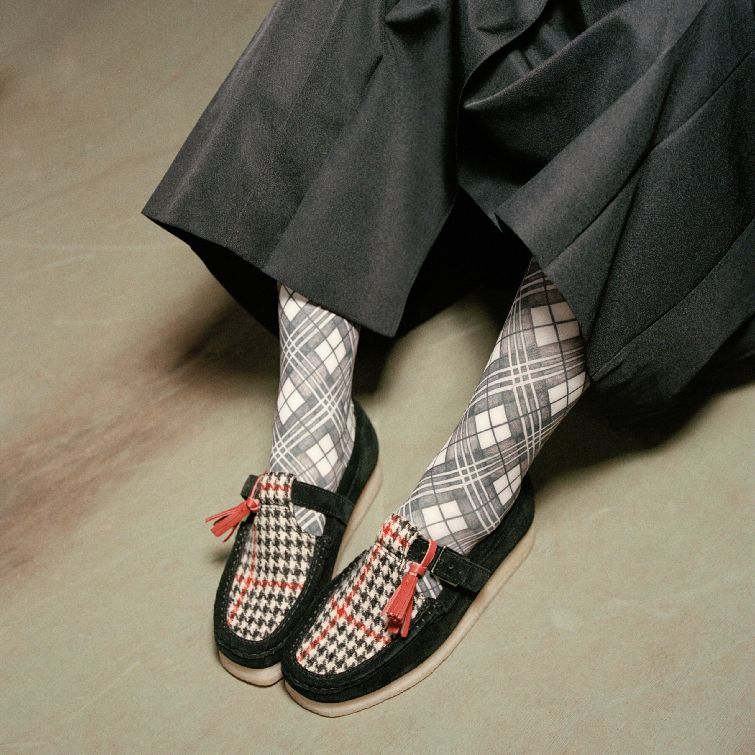 Wallabee T Bar Black Tweed Combination - Image 2